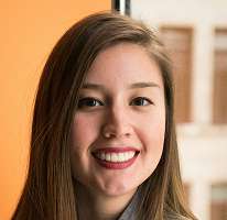 CFO Victoria Lawson, directora financiera de una empresa de trading, retrato.
